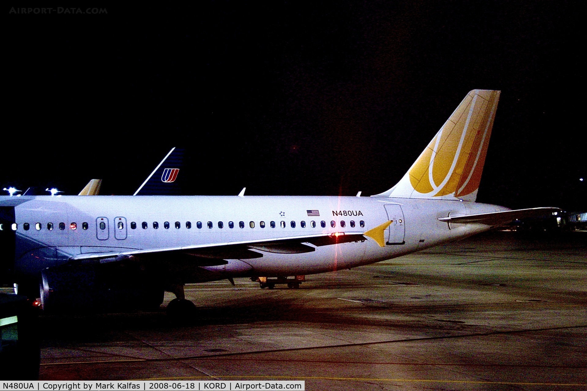 N480UA, 2001 Airbus A320-232 C/N 1555, A320 TED United Airlines Airbus A320 Gate B6 ORD
