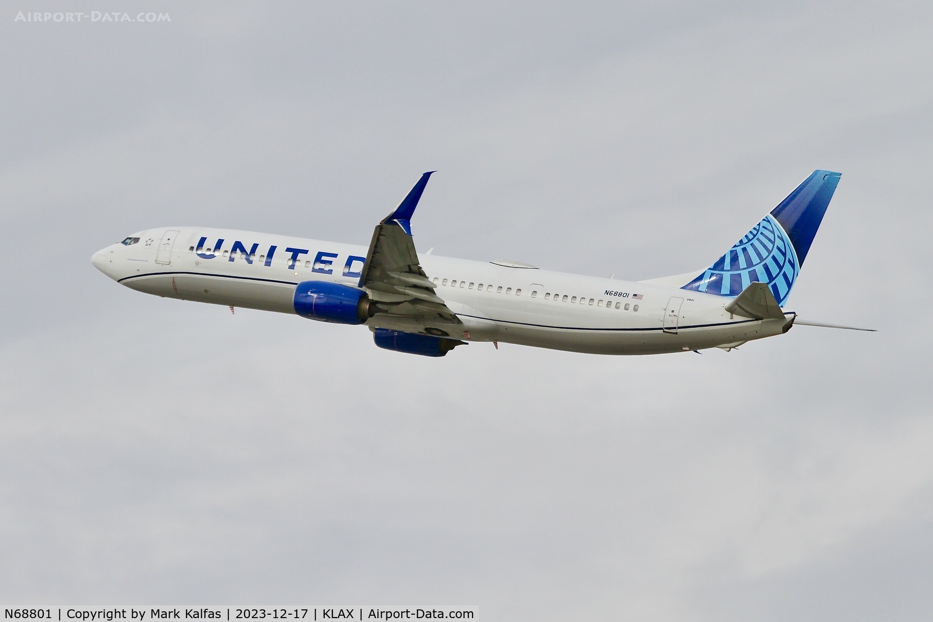 N68801, 2013 Boeing 737-924/ER C/N 42740, B739 United Airlines Boeing 737-900 N68801 UAL1278 LAX-CUN