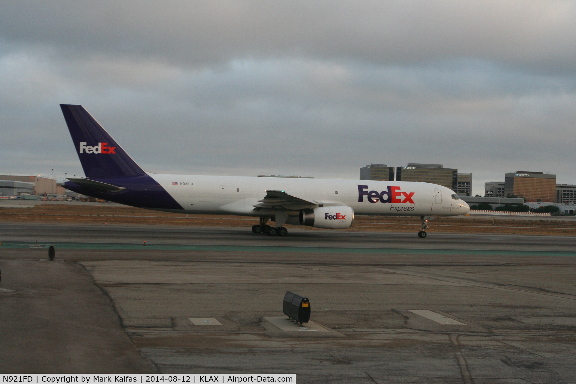 N921FD, 1991 Boeing 757-23A C/N 24924, B752 FED EX Boeing 757-23A, N921FD departing 25R LAX