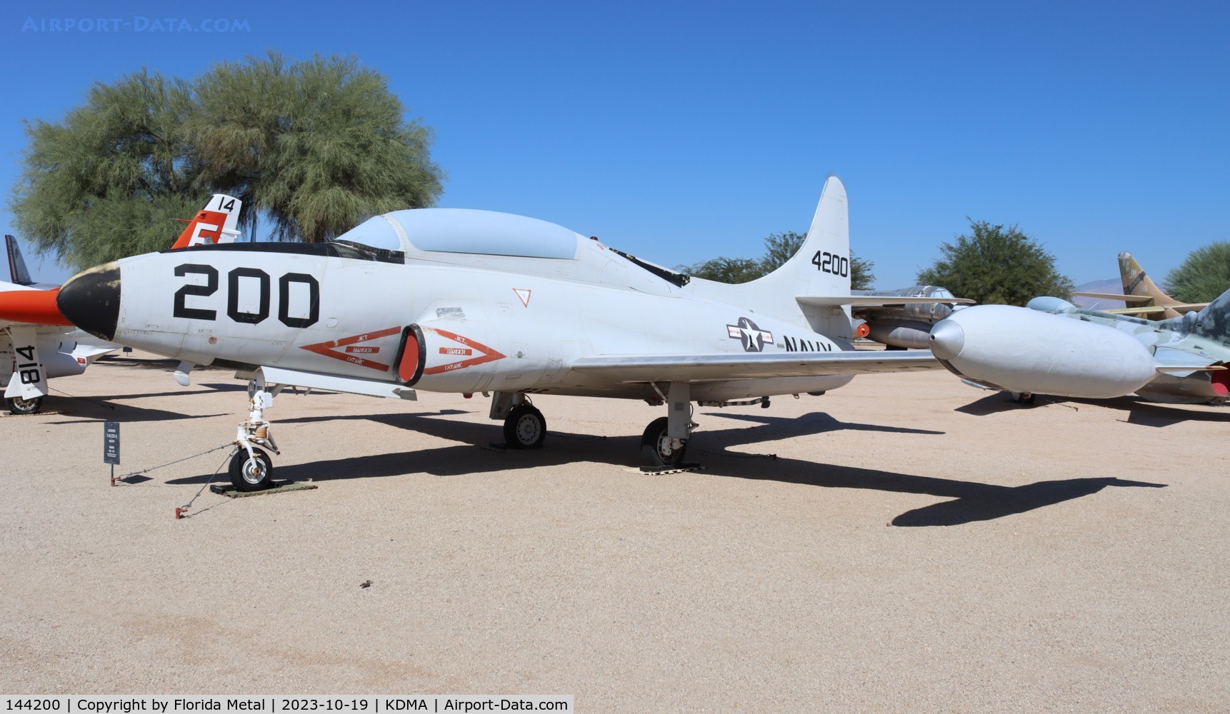 144200, 1957 Lockheed T-1A Seastar C/N 1080-1104, T-1A Seastar zx