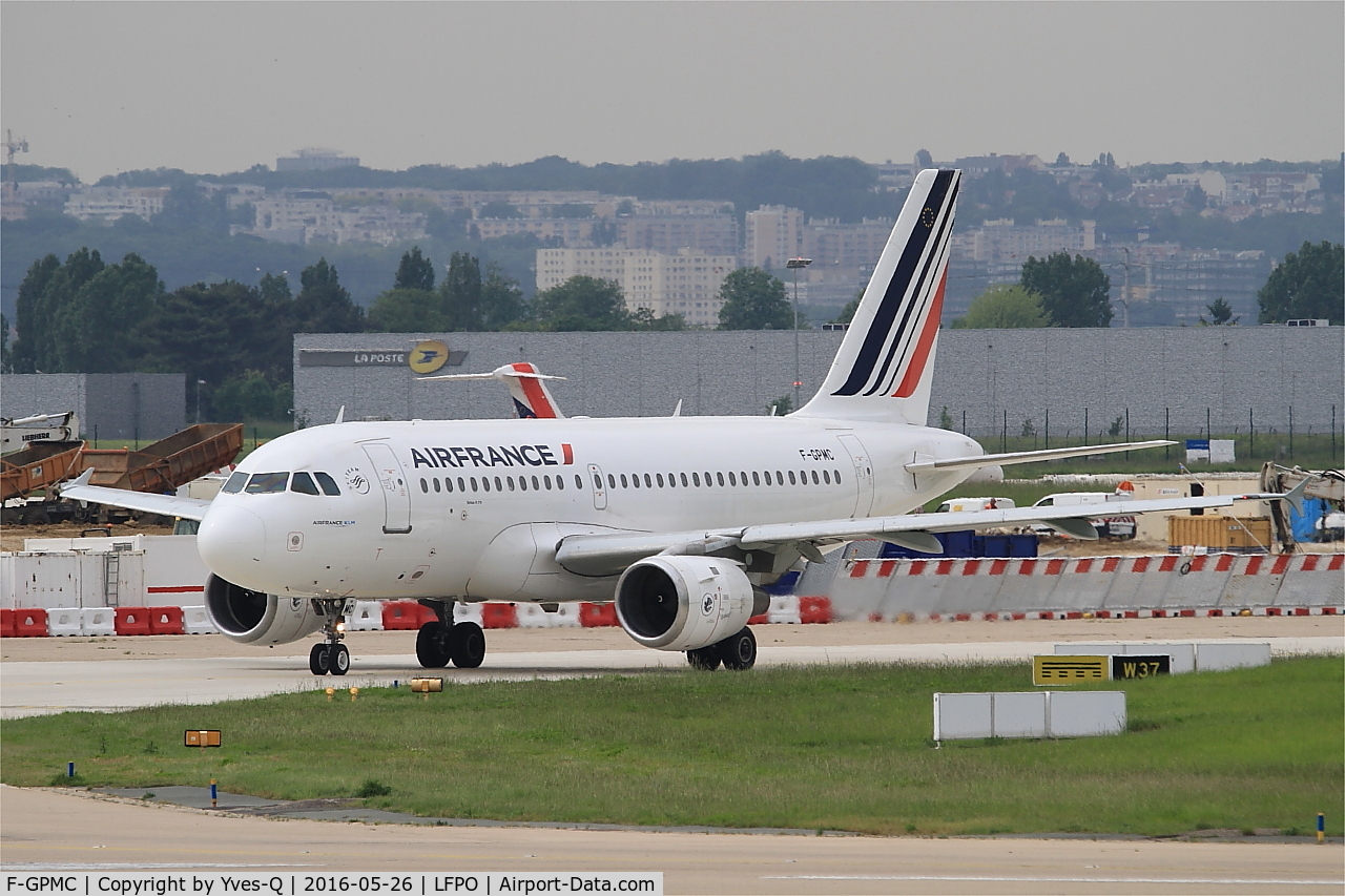 F-GPMC, 1996 Airbus A319-113 C/N 608, Airbus A319-113, Taxiing to rwy 08, Paris-Orly airport (LFPO-ORY)