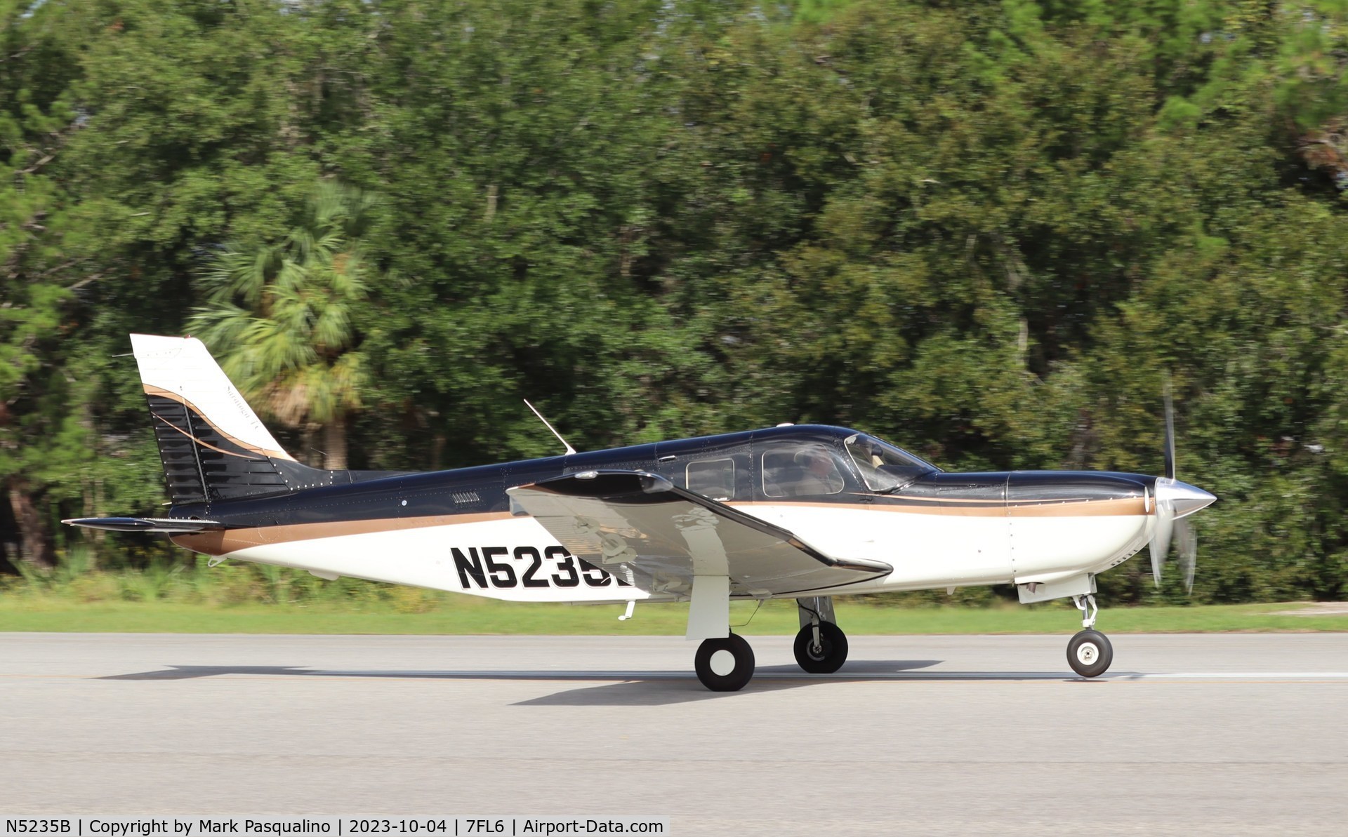 N5235B, 2001 Piper PA-32R-301T Turbo Saratoga C/N 3257222, Piper PA-32R-301T