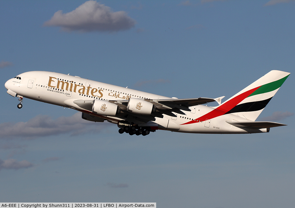A6-EEE, 2012 Airbus A380-861 C/N 112, Taking off from rwy 32L after heavy maintenance
