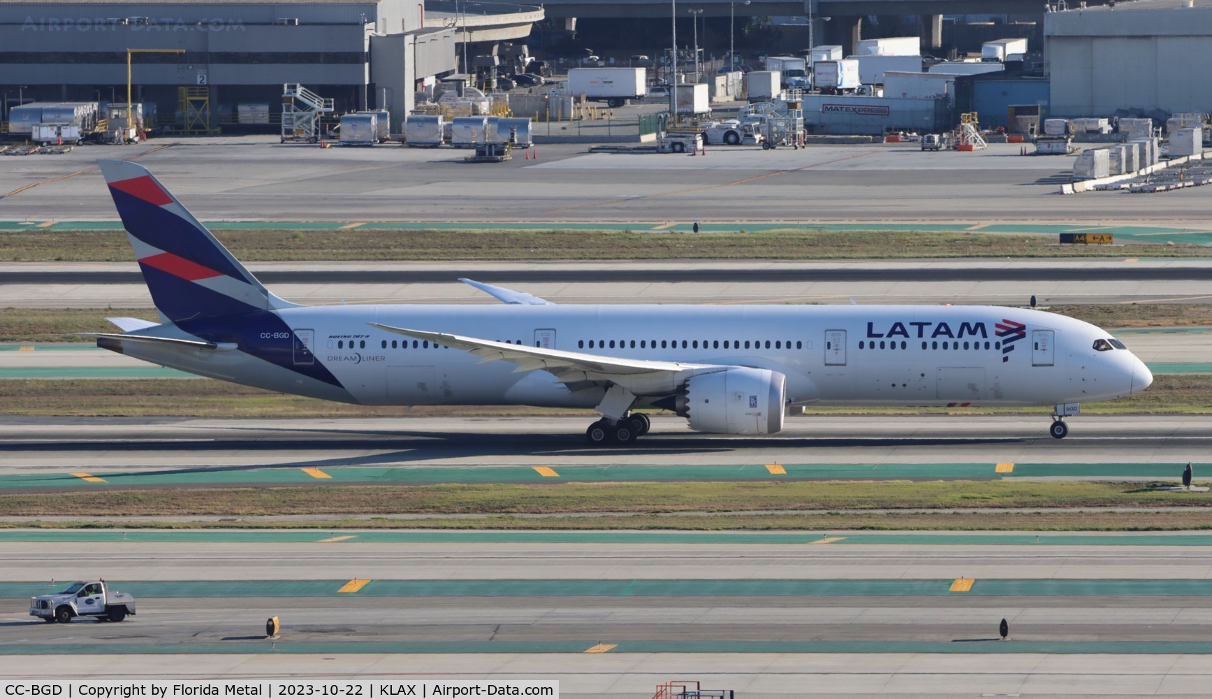 CC-BGD, 2015 Boeing 787-916 Dreamliner C/N 35322, LATAM 789 zx LAX-SCL