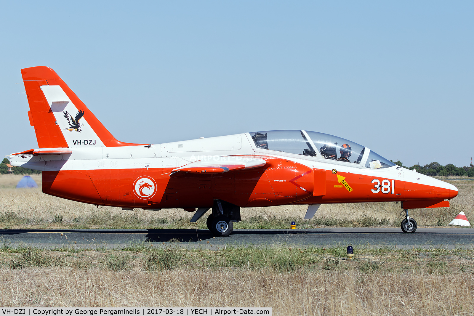VH-DZJ, 1985 SIAI-Marchetti S-211 C/N 005/02-002, Antique Aeroplane Assn of Australia National Fly-in.