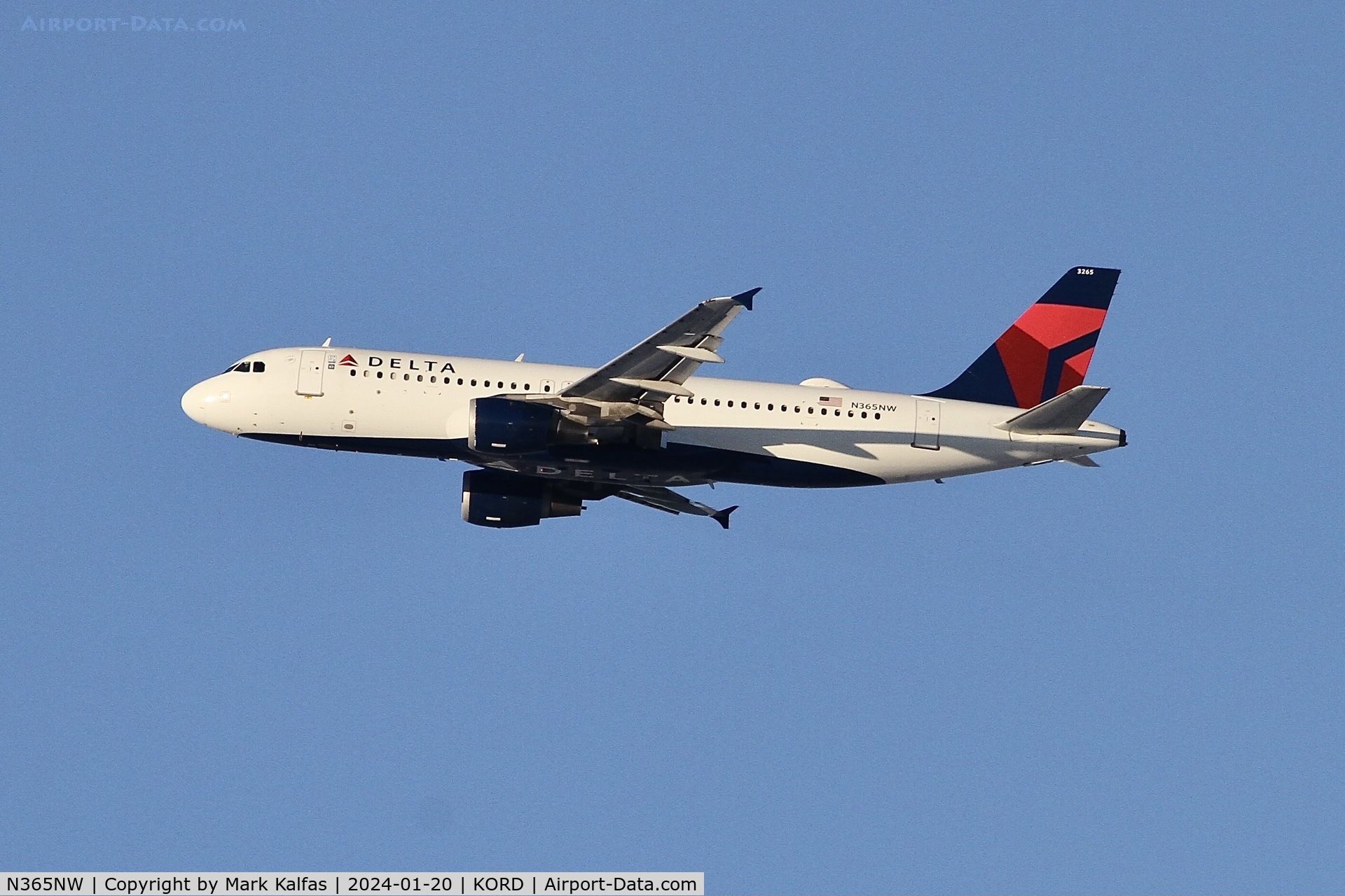 N365NW, 1999 Airbus A320-212 C/N 0964, A320 Delta Airlines AIRBUS INDUSTRIE A320-212 N365NW DAL700 ORD-MSP