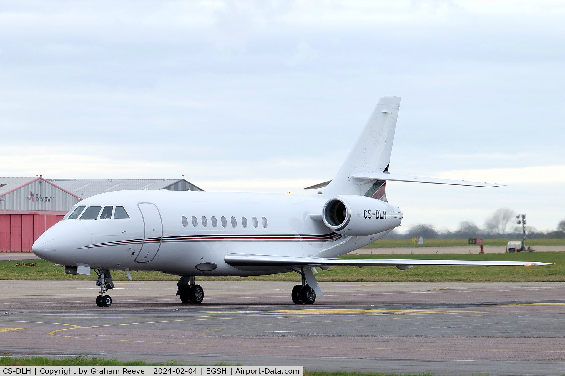 CS-DLH, 2007 Dassault Falcon 2000EX C/N 149, Just landed at Norwich.