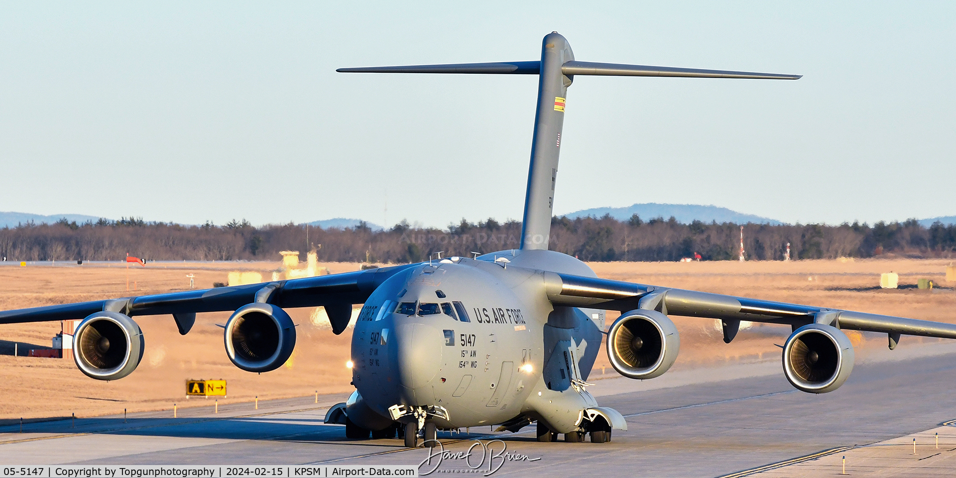 05-5147, 2005 Boeing C-17A Globemaster III C/N P-147, REACH798 taxiing up to head to Ramstein AFB