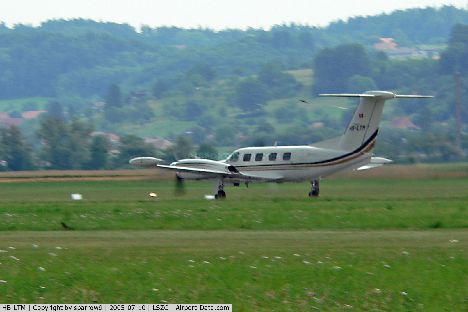 HB-LTM, 1985 Piper PA-42-1000 Cheyenne 400LS C/N 42-5527028, Runway 07 at Grenchen. HB-registered from 2002-07-02 until 2015-11-30.