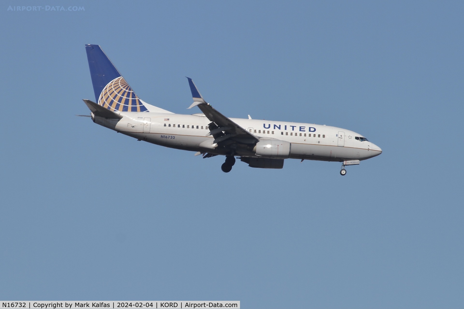 N16732, 1999 Boeing 737-724 C/N 28948, B737 United Airlines BOEING 737-724 N16732 UAL679  EGE-ORD