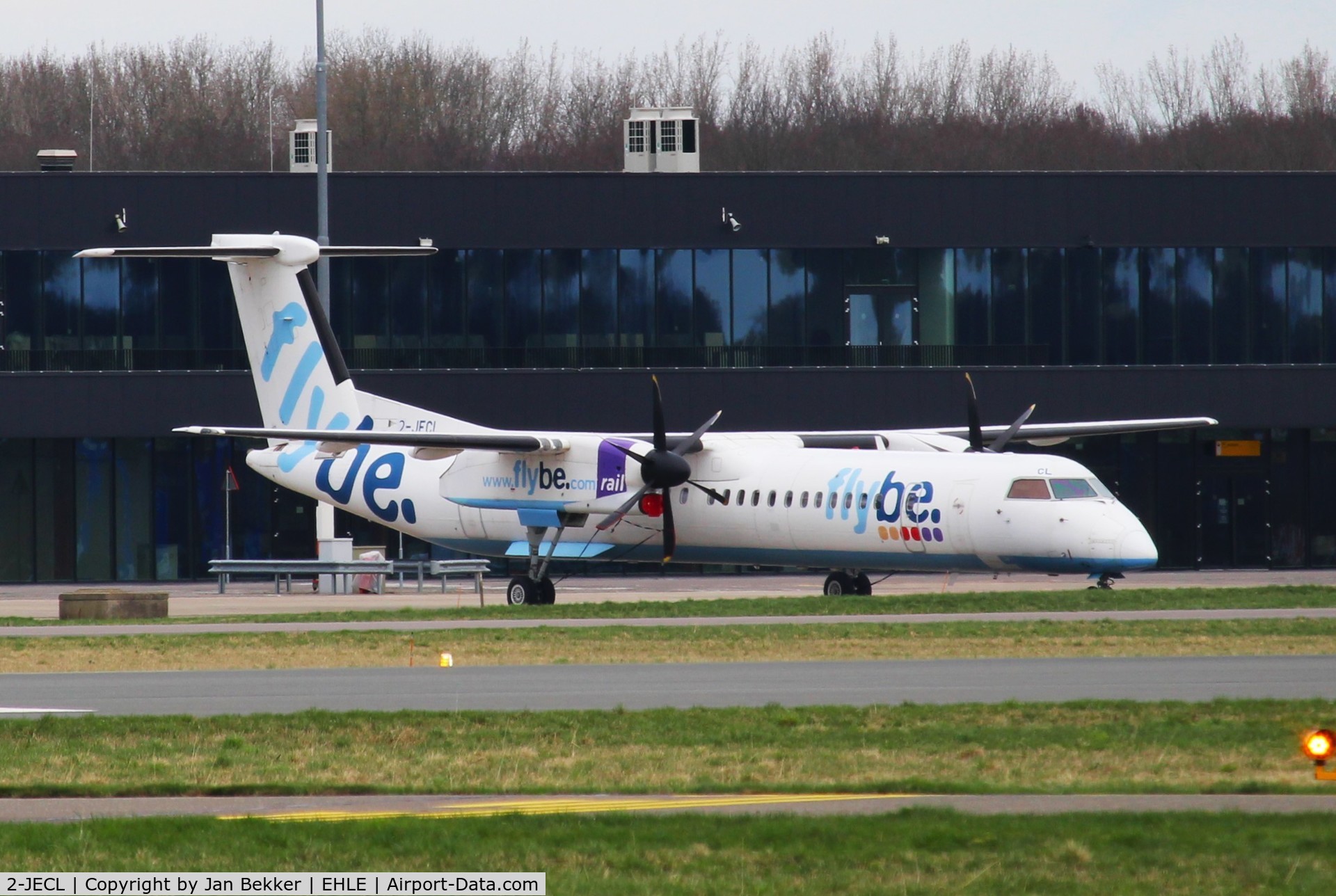 2-JECL, De Havilland Canada DHC-8-402Q Dash 8 Dash 8 C/N 4114, Lelystad Airport waiting for a new livery. Former G-JECL