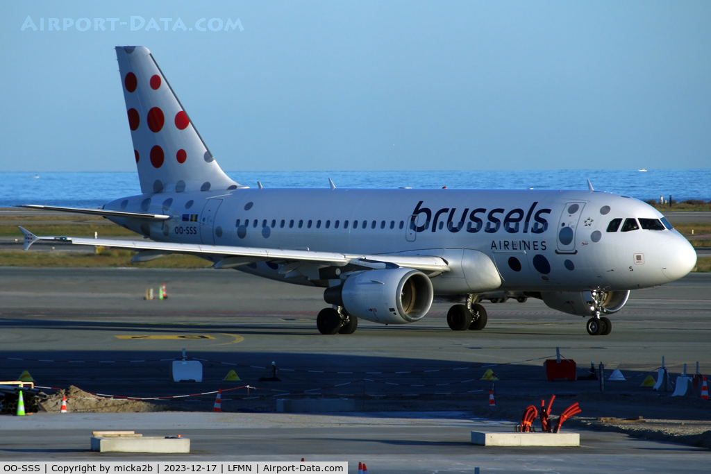 OO-SSS, 2003 Airbus A319-111 C/N 2030, Taxiing
