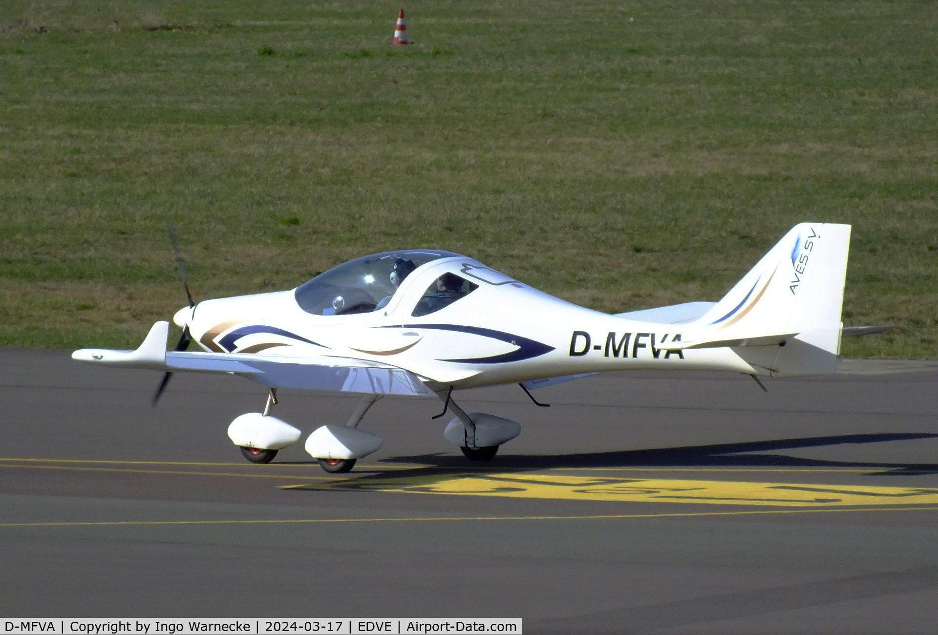 D-MFVA, Flying Machines FM250 Vampire II C/N not found_D-MFVA, Flying Machines FM250 Vampire II at Braunschweig/Wolfsburg airport, Waggum