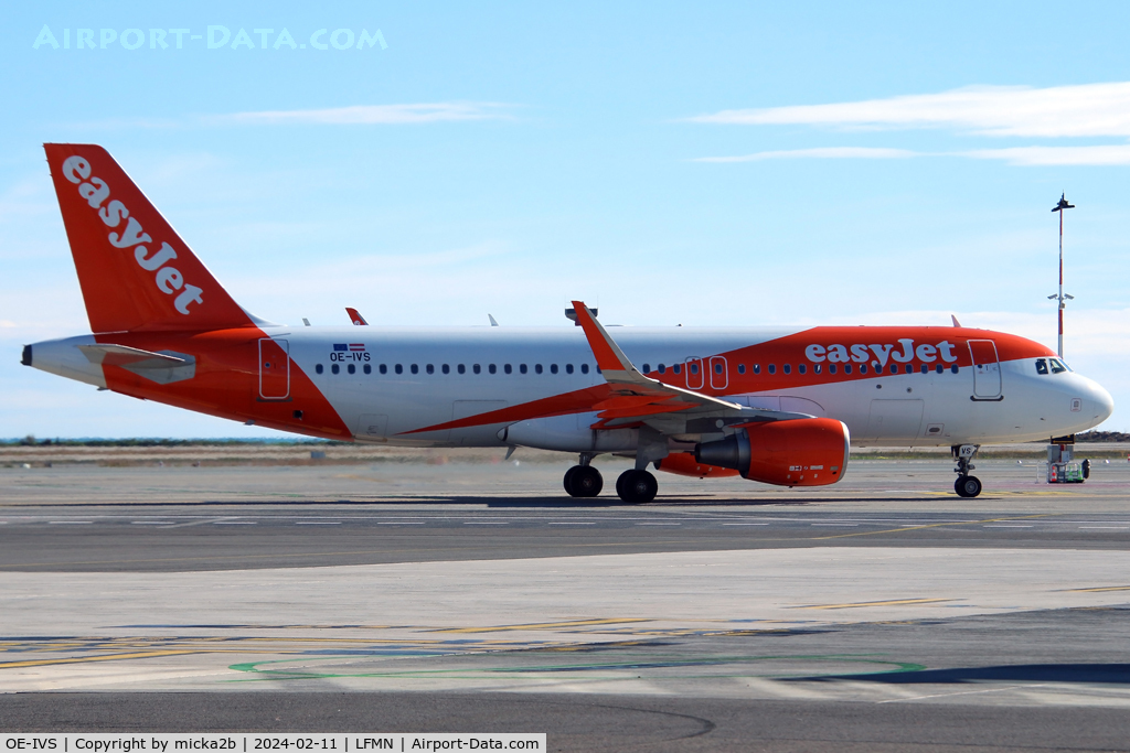 OE-IVS, 2016 Airbus A320-214 C/N 7235, Taxiing