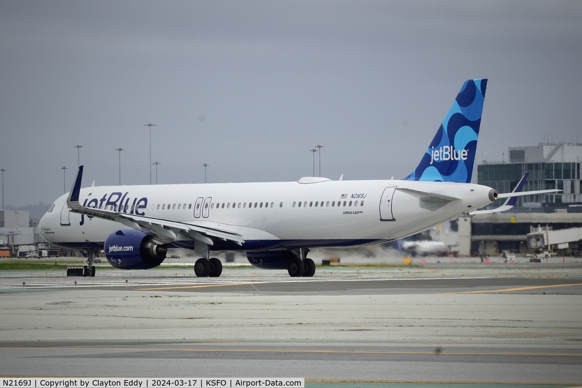 N2169J, 2024 Airbus A321-271NX (NEO) C/N 11695, Runway 10 SFO 2024.