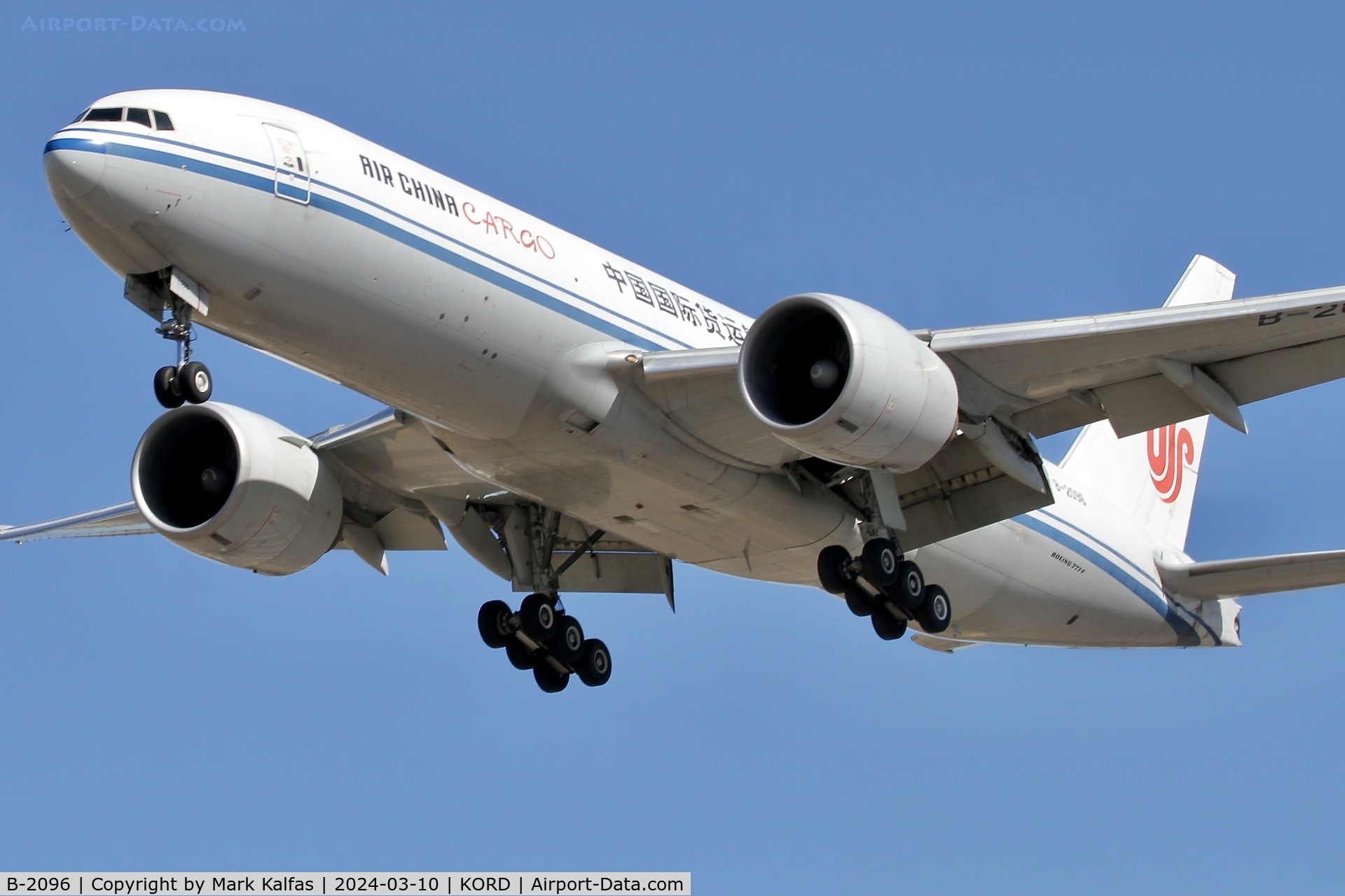 B-2096, 2014 Boeing 777-FFT C/N 44679, B77L Air China Cargo Boeing 777-FFT B-2096 CAO1055 PANC-KORD