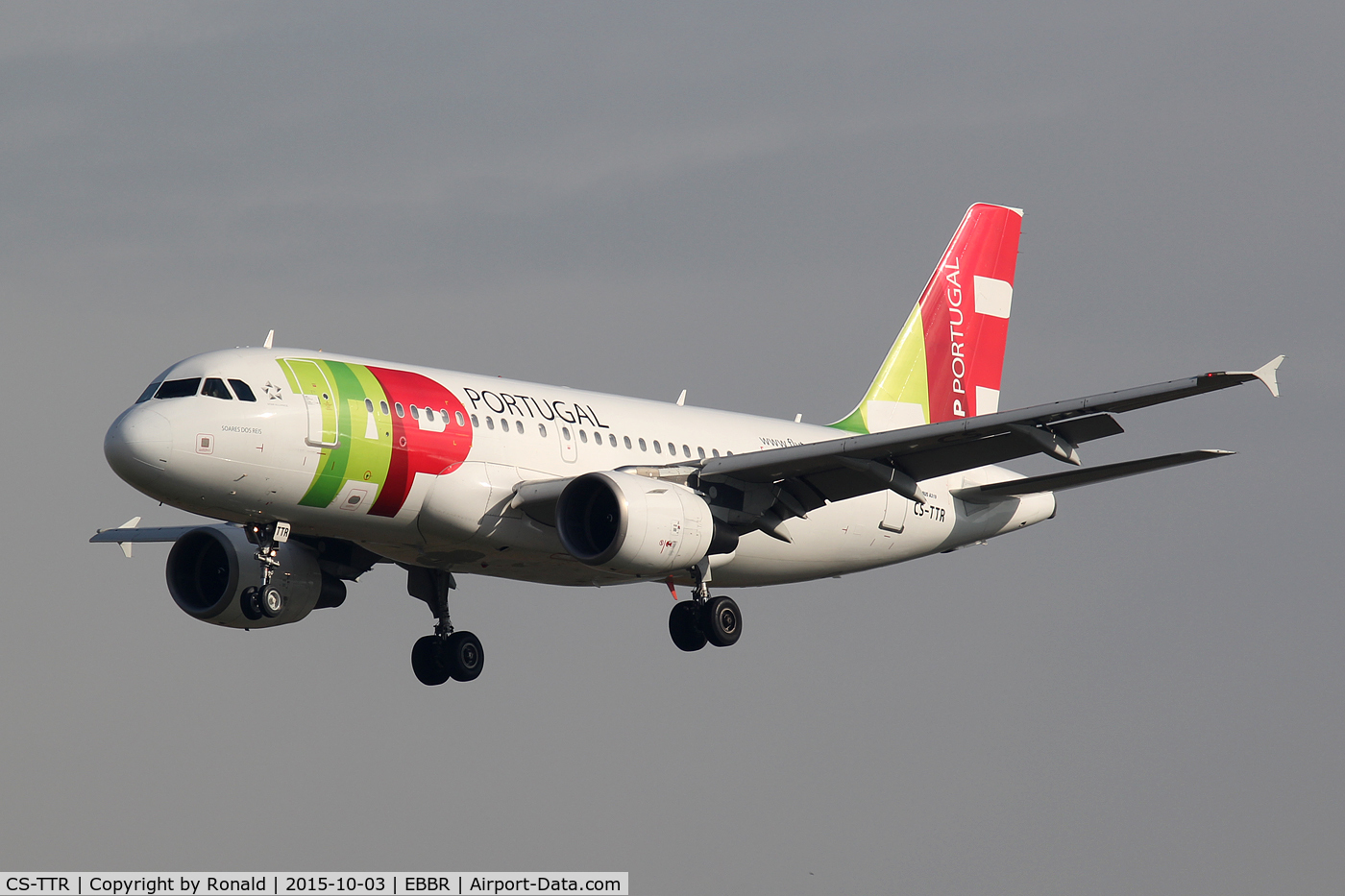 CS-TTR, 2002 Airbus A319-112 C/N 1756, at ebbr