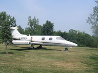 N20EP @ 2M1 - The aircraft is now used as a sign - by Ed Fried