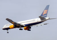 TF-FIJ @ LHR - Icelandair Boeing 757-200 on the approach to London (Heathrow) Airport in Sept 2003 - by Adrian Pingstone