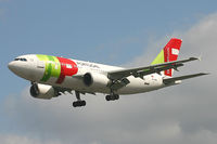 CS-TEX @ LHR - TAP Air Portugal A.310 short finals for Heathrows 27R - by Kevin Murphy