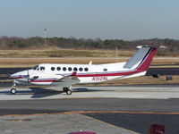 N312RL @ PDK - Taxing to Epps Air Service - by Michael Martin