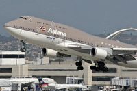 HL7428 @ LAX - Close-up of Asiana HL7428 (Boeing 747-48E) - FLT 201 departing LAX enroute to Seoul Korea. - by Dean Heald