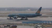 UNKNOWN @ FRA - Vietnam Airlines' B777 being towed to the gate - by Micha Lueck