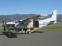 N9762F @ UKI - Aero Leasing 1990 Cessna 208 Caravan I at Ukiah, CA - by Steve Nation