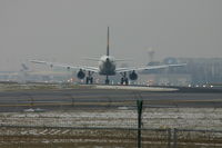 D-AIRN @ BRU - flight LH4573 is ready to fly back to Germany (rnw 25R) - by Daniel Vanderauwera