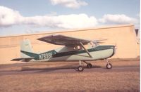 N7998E @ HQM - Cessna 150