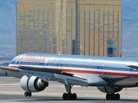 N709TW @ KLAS - American Airlines / 1997 Boeing 757-2Q8 / Silver and Gold - by Brad Campbell