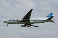 9K-AOA @ LHR - Boeing 777 269ER - by Les Rickman