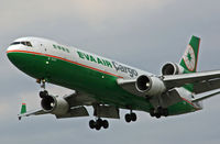 B-16107 @ LHR - McD Douglas MD-11F