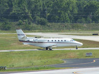 N625QS @ PDK - Taxing from Signature Air - by Michael Martin