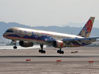 N902AW @ KLAS - America West - 'Teamwork Coast to Coast' / 1985 Boeing 757-2S7 / The lighting was all off - what a rip!