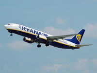 EI-DLD @ KRK - Ryanair - by Artur Bado?
