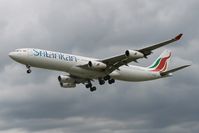 4R-ADF @ LHR - On final RWY27L