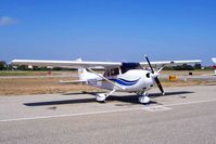 N625SP @ TOA - 2000 Cessna 172SP Skyhawk - by Dwight Abbott