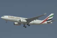 A6-EAQ @ DXB - Emirates Airbus 330-200 - by Yakfreak - VAP