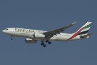 A6-EAS @ DXB - Emirates Airbus 330-200 - by Yakfreak - VAP