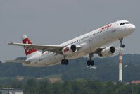 HB-IOH @ ZRH - Take off on RWY16.