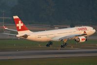 HB-IQO @ ZRH - Short final RWY34.