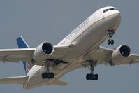 N76156 @ ZRH - Take off RWY16.