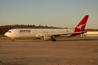 VH-ZXC @ MEL - Taxiing to the runway in Melbourne's evening sun - by Micha Lueck