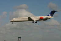 LN-RMM @ BRU - arrival of flight SK593 from CPH - by Daniel Vanderauwera