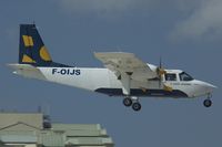 F-OIJS @ SXM - St. Barth Commuter BN2 Islander - by Yakfreak - VAP