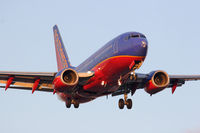 N481WN @ LAX - Southwest Airlines N481WN on final approach to RWY 24R. - by Dean Heald