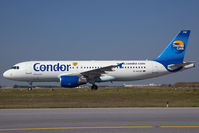 D-AICM @ VIE - Condor Airbus 320 - by Yakfreak - VAP