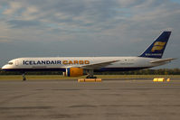 TF-CIB @ VIE - Icelandair Cargo Boeing 757-200F - by Yakfreak - VAP
