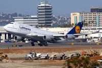 D-ABTE @ LAX - Lufthansa D-ABTE (FLT DLH457) departing RWY 25R enroute to Frankfurt Main (EDDF). - by Dean Heald